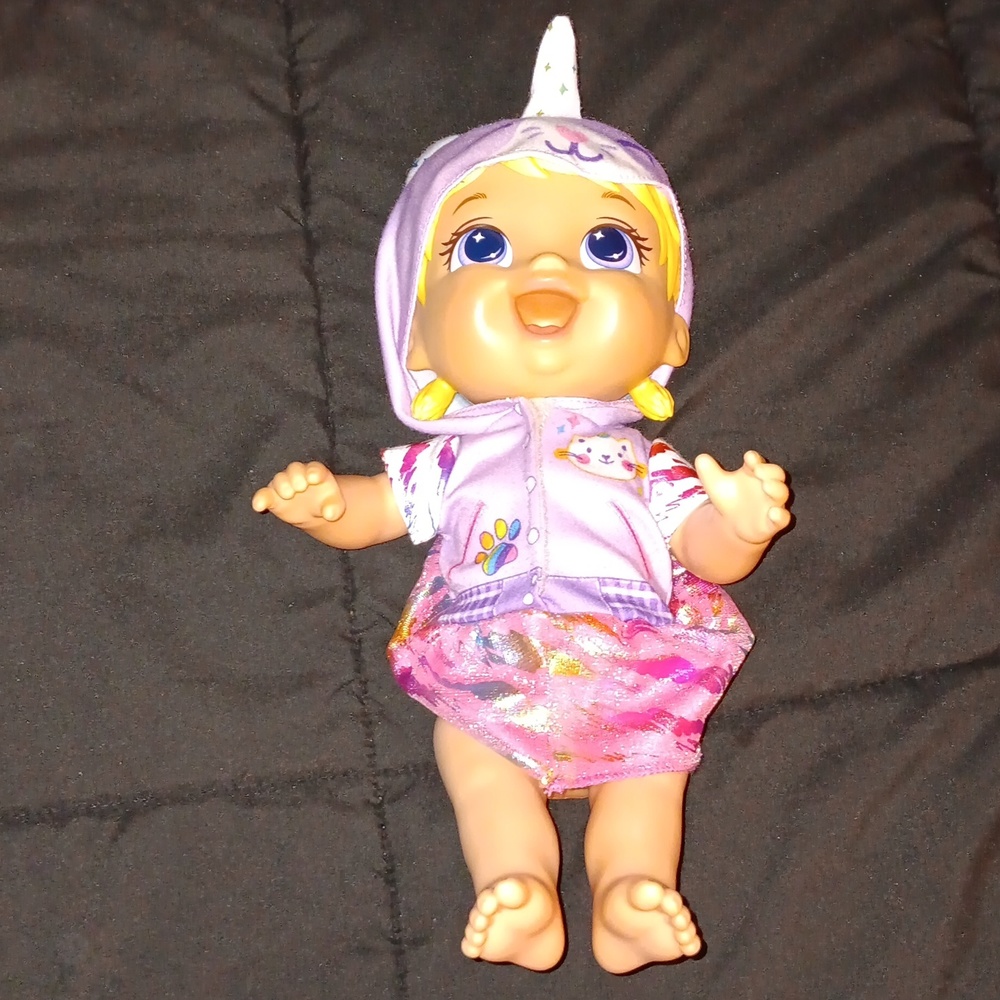 Baby Alive - Picture 2 of 3